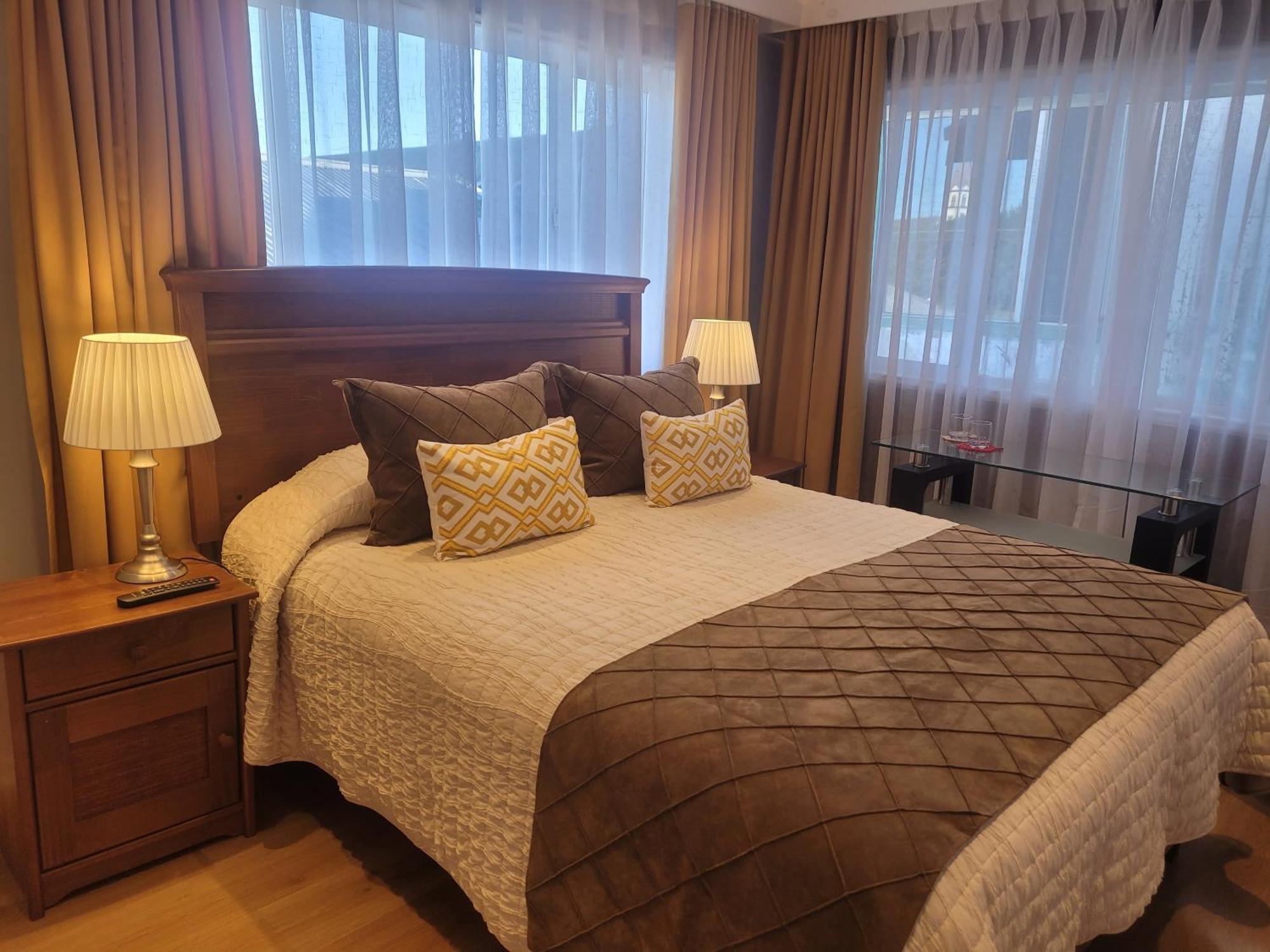 Hotel Puerta Del Lago 푸에르토바라스 외부 사진