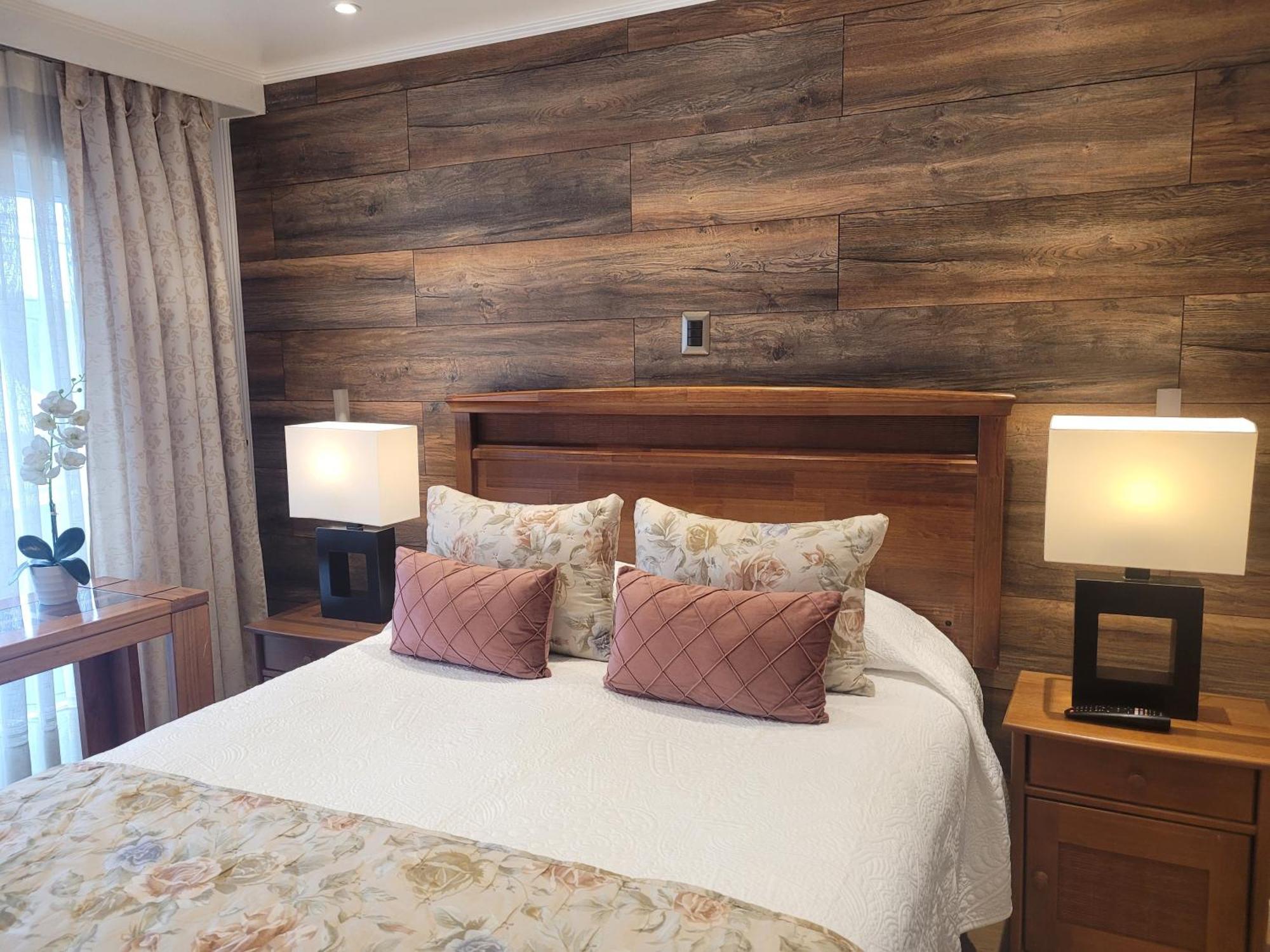 Hotel Puerta Del Lago 푸에르토바라스 외부 사진