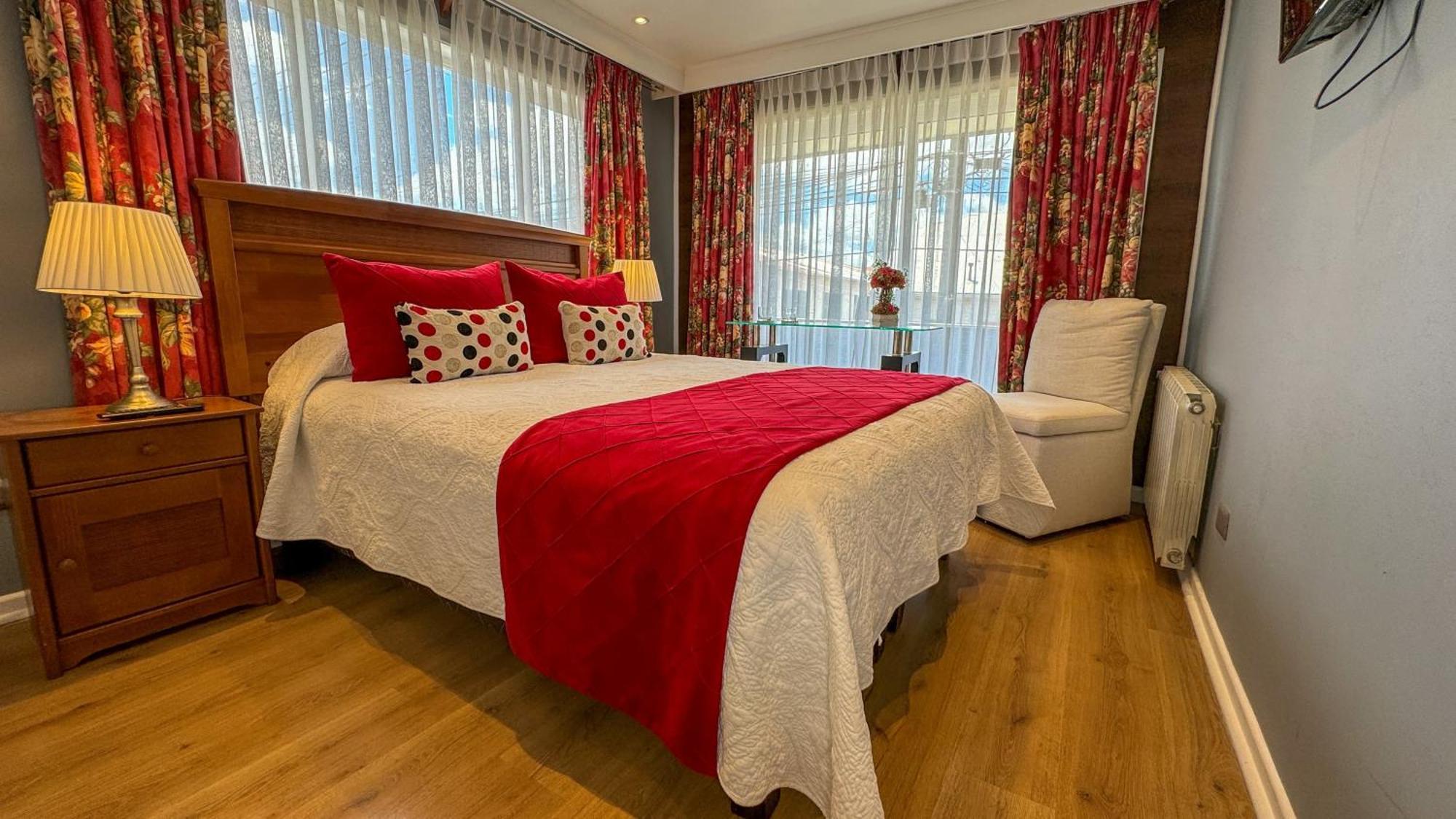 Hotel Puerta Del Lago 푸에르토바라스 외부 사진